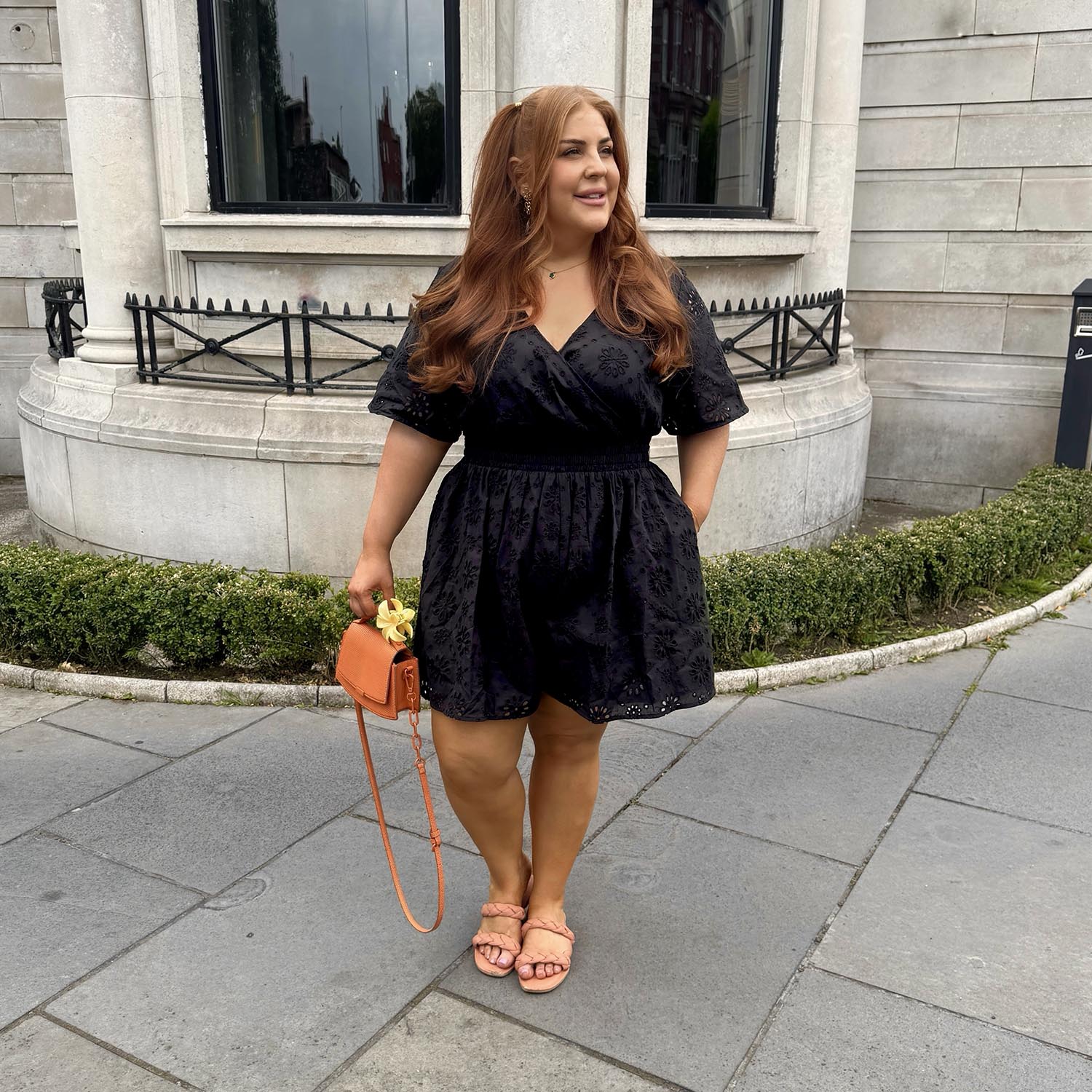 Abi, 5ft 2in / 158cm - Size E