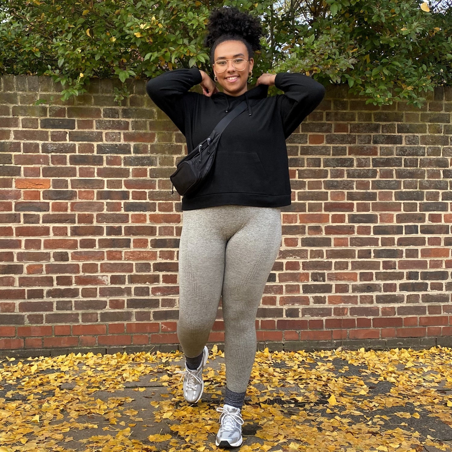 Sudadera con capucha de algodón orgánico - Negra