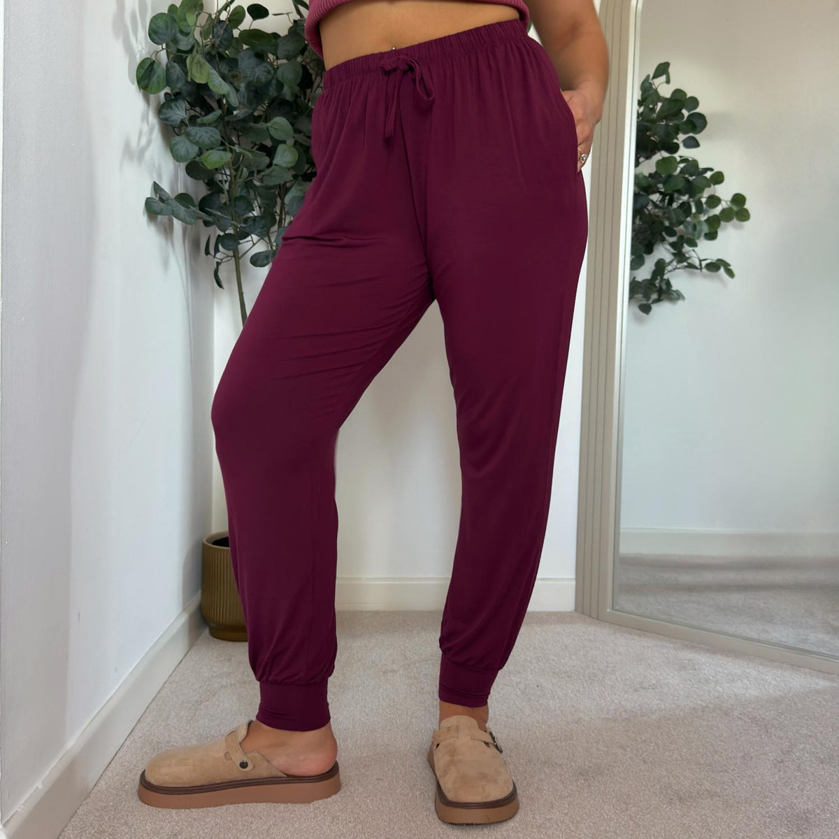 Bamboo Lounge Joggers - Cherry