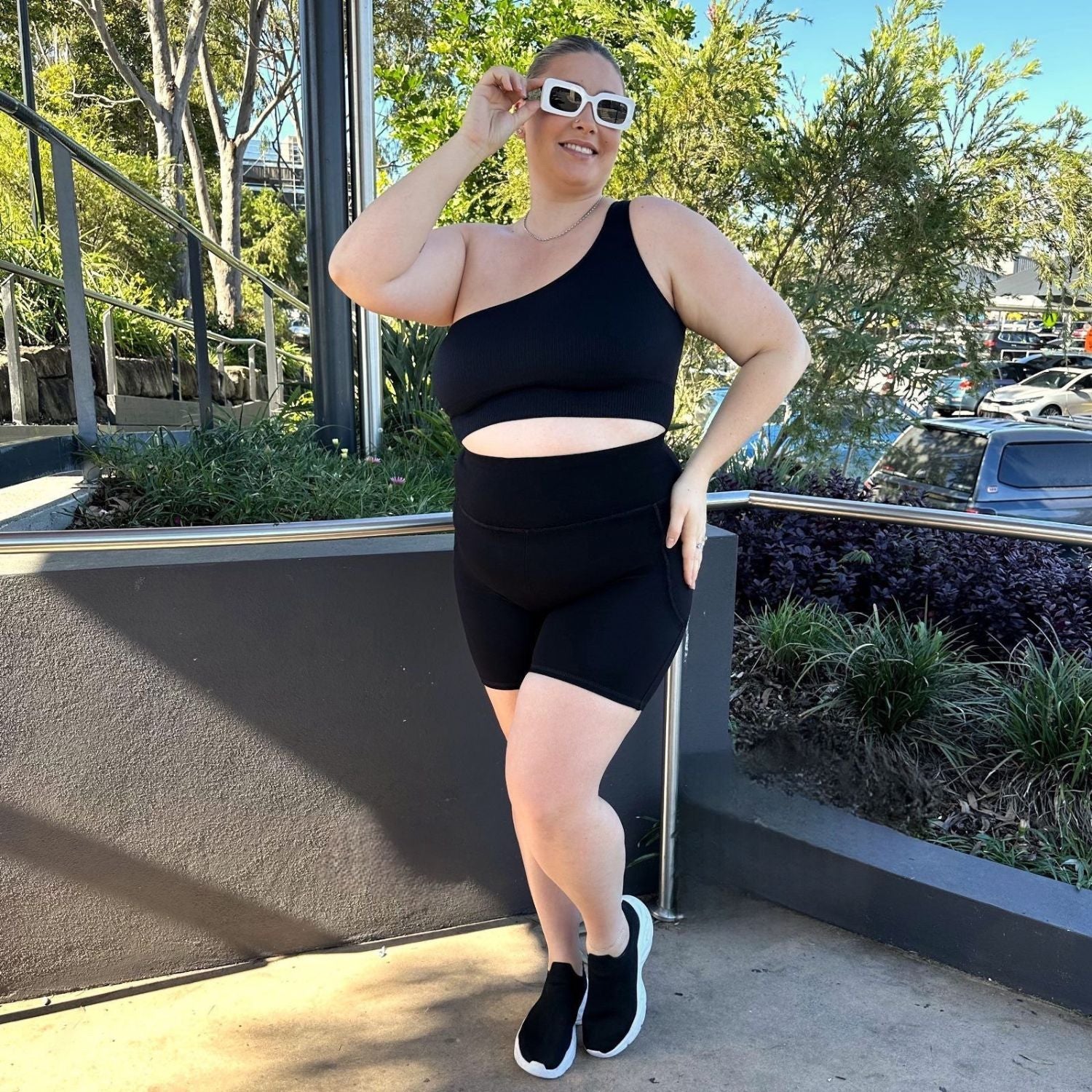 Short cycliste court