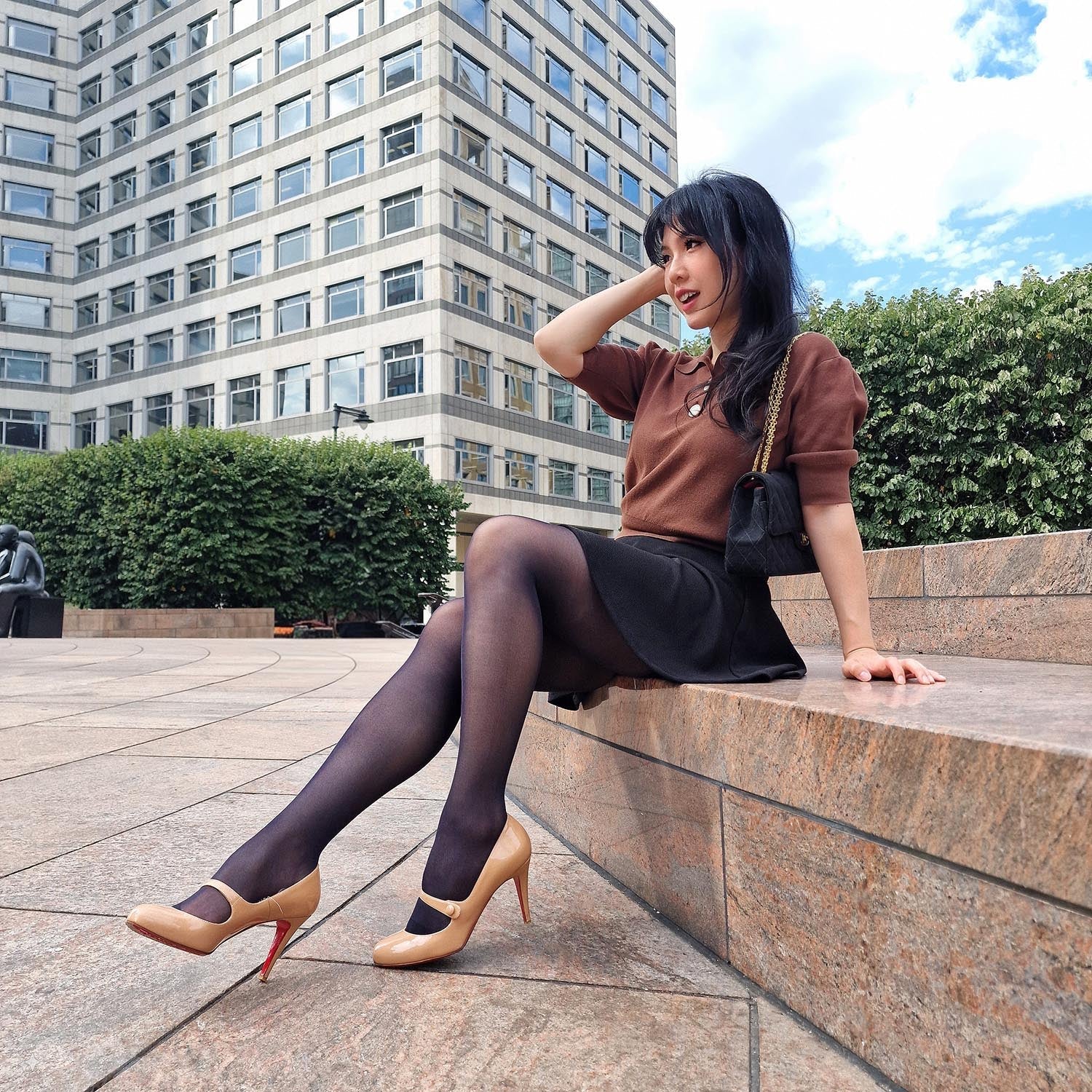 30 Denier Sheer Halo Tights - Liquorice