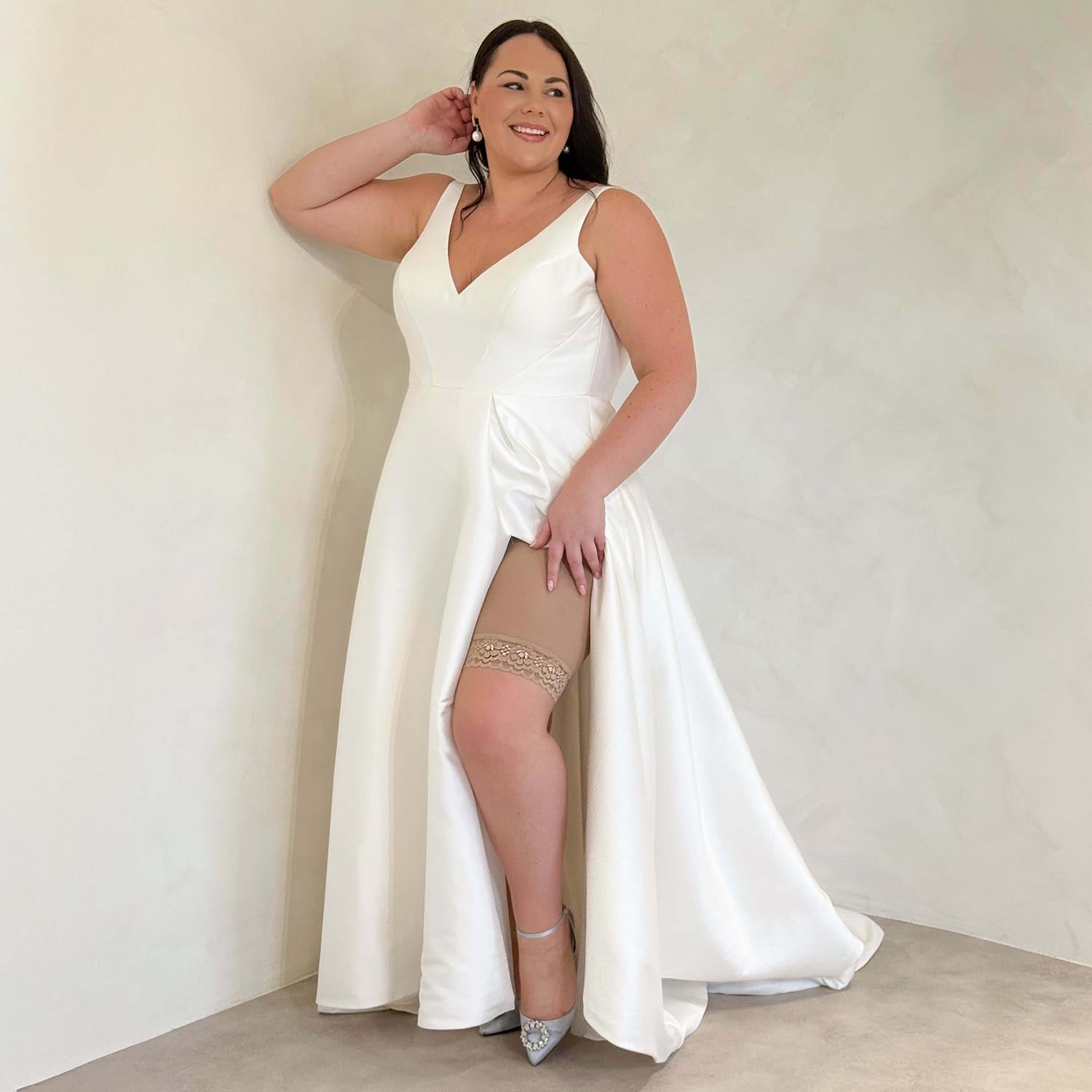 Amy - Size F