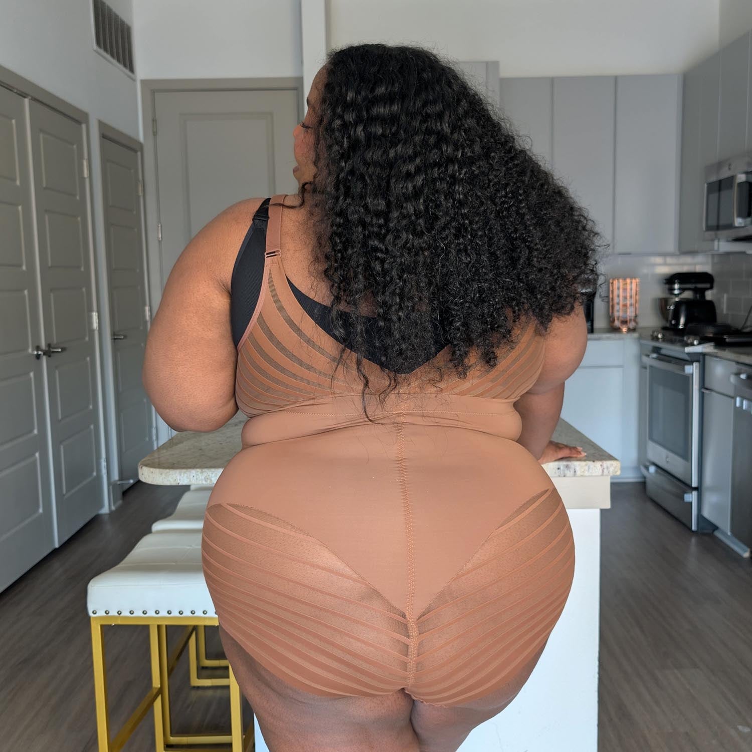 Ebony - Size H1