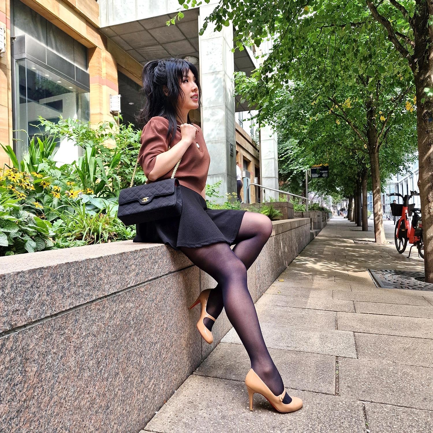 30 Denier Sheer Halo Tights - Liquorice