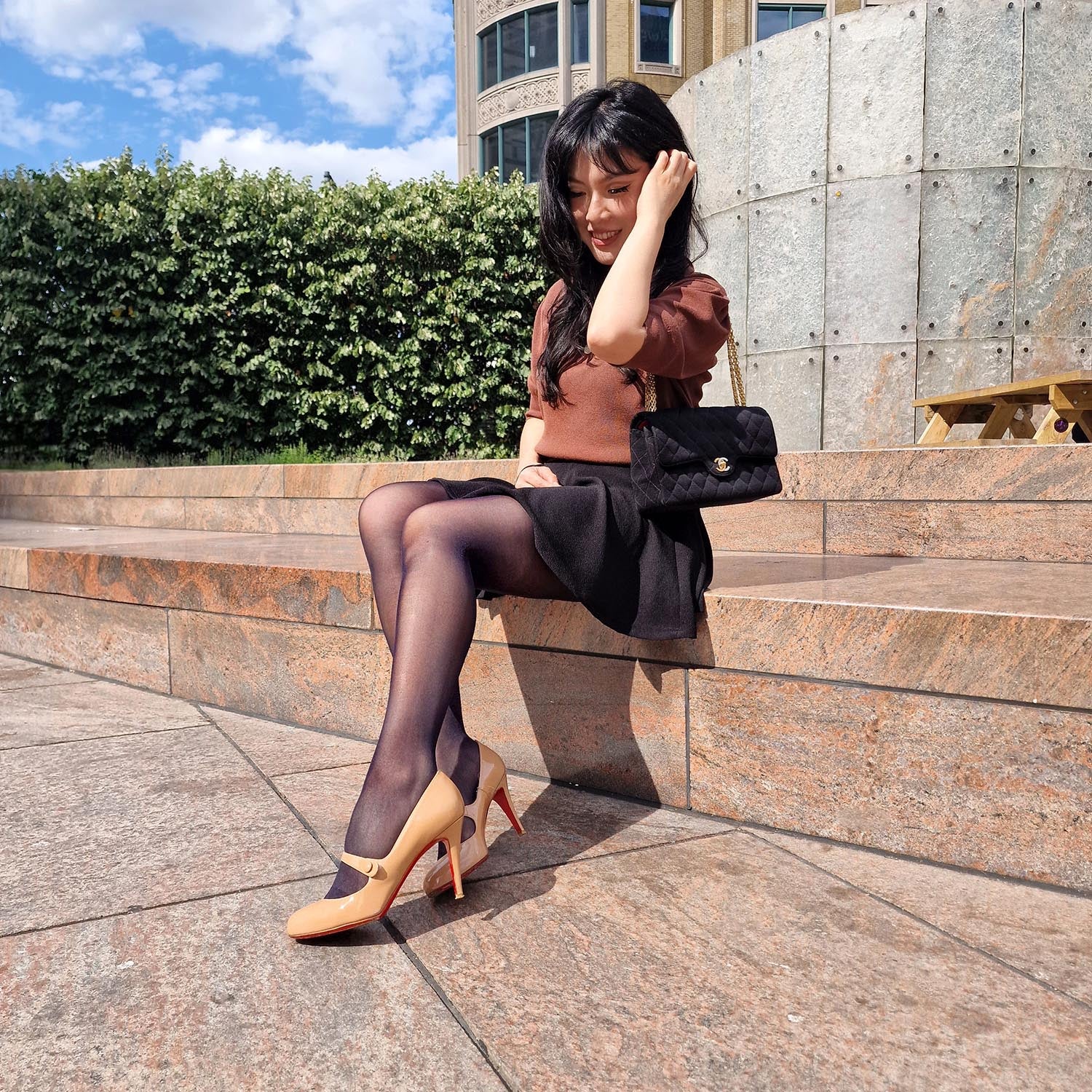 30 Denier Sheer Halo Tights - Liquorice