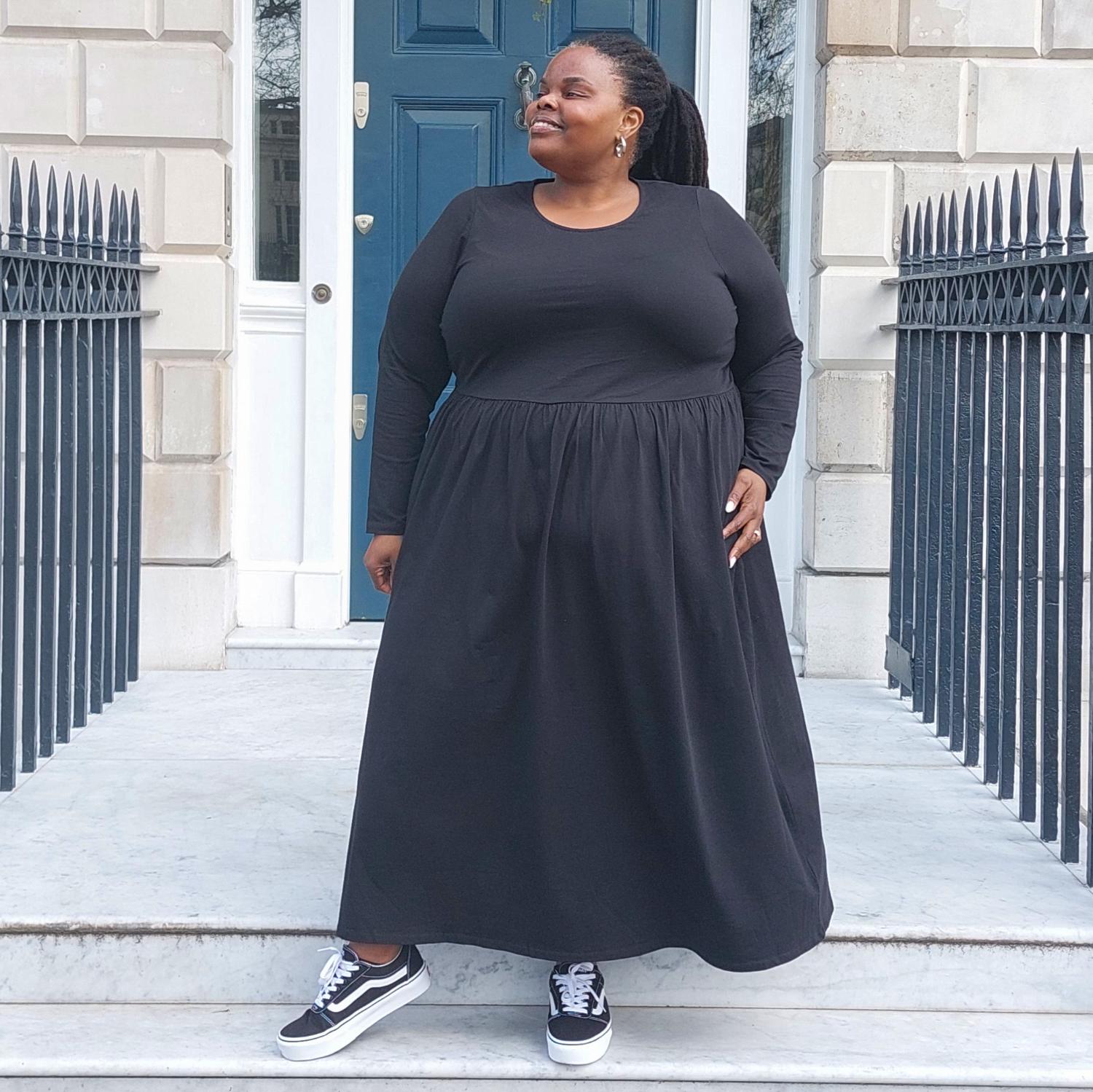 Tiffany - 5ft 6 - Size H